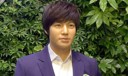 Tượng sáp Lee Min Ho đẹp trai hơn người thật