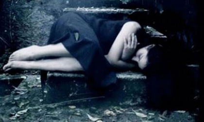 Chuyện cô bạn bị gã dơ bẩn hãm hiếp