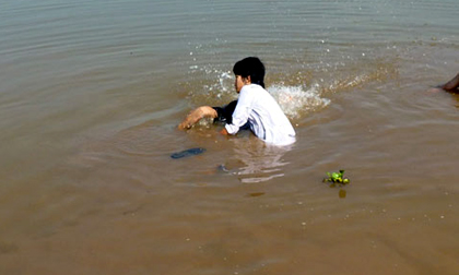 Bí mật đau đơn sau vụ nữ sinh dìm chết bạn