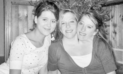 Cuộc sống xót xa và bi kịch của những người hai đầu