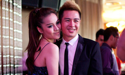 Hoàng Hải lại "kề má" Hạnh Nguyên trong buổi ra mắt MV