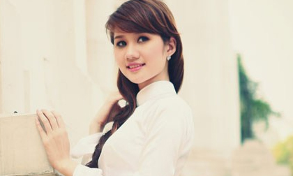 Vẻ đẹp dịu ngọt của miss Nhân văn 