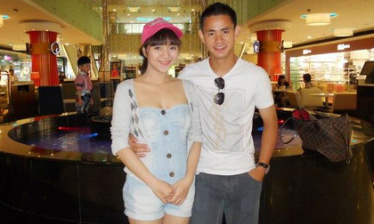 Đình Tùng đưa bạn gái sang Singapore mừng sinh nhật