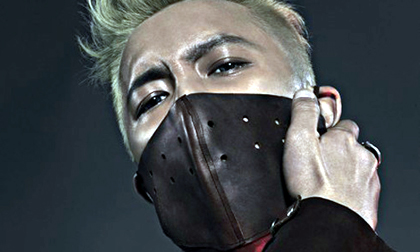 Cựu thành viên SuJu tung clip gây sốt