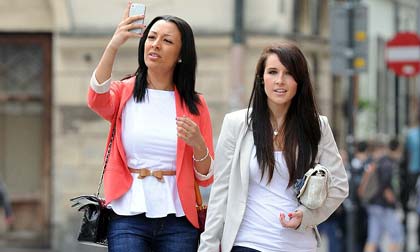 WAGs Anh đổ bộ xuống Ba Lan