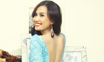 Cận cảnh tấm lưng trần mướt mắt của Dương Mỹ Linh