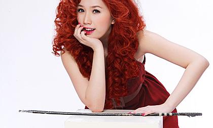 Bảo Thy “bỏ nghề” ca sĩ, khoe tài múa kiếm, bắn cung!