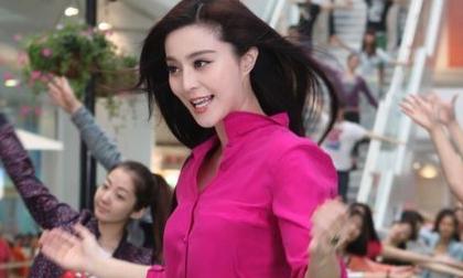 Phạm Băng Băng đẹp mê hồn trong lớp váy hồng cánh sen