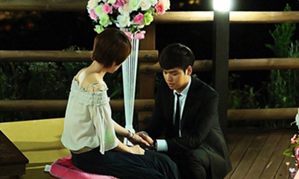 Phi công trẻ cầu hôn Kim Sun Ah 