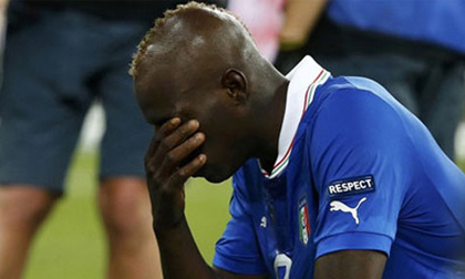 Balotelli: Nước mắt đàn ông không rơi từng giọt