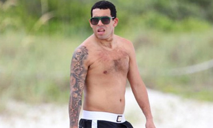 Giải mã hình xăm của Tevez