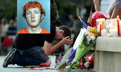 Xét xử kẻ xả súng trong rạp chiếu phim