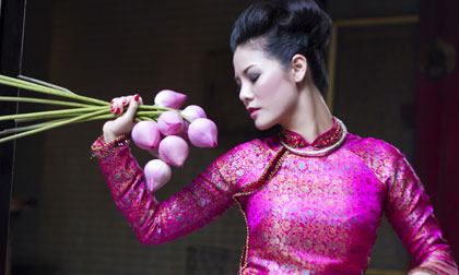 "Lột mặt nạ" của cô nàng chê đàn ông Việt sex kém Michyo Phạm Ngà