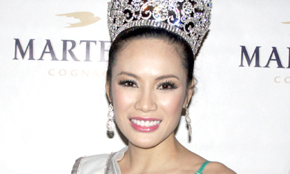 Thiếu nữ gốc Hà Nội đăng quang Hoa hậu châu Á tại Mỹ