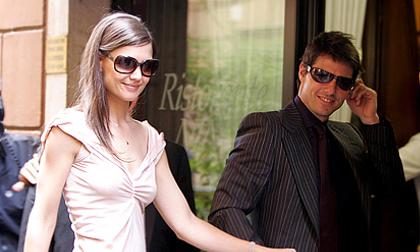 Tom Cruise từng cầu xin vợ để cứu vãn cuộc hôn nhân