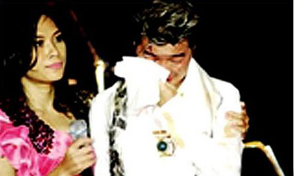 Những sự cố “rợn người” khi nghệ sĩ Việt bay show