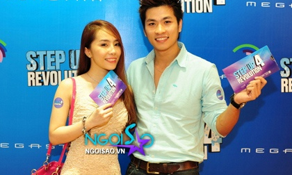 'Cá sấu chúa' Quỳnh Nga đi xem phim cũng 'trai lạ'