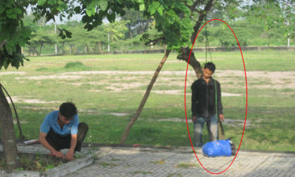 Phát hiện xác chết treo cổ trong trường đại học