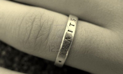 Trào lưu đeo nhẫn trinh tiết: Lời hứa hay sự khoe ngầm?