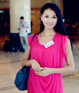 Chuyện chưa biết về tân Hoa hậu Thế giới 2012