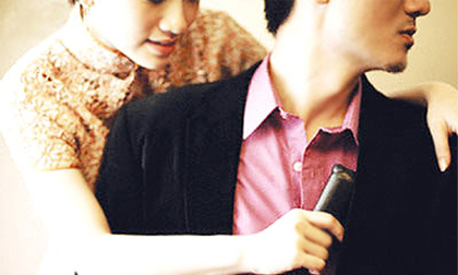 Bi hài chuyện vợ quản chồng cùng cơ quan