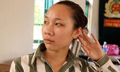 Chiêu bán trinh rởm của má mì 17 tuổi