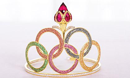  Tối nay, ai sẽ đội vương miện Miss Sport trị giá tiền tỉ?!