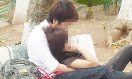 Teen Việt yêu 'liều' kiểu… Tây