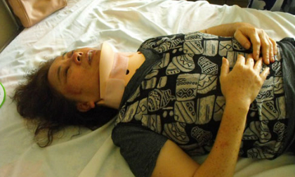  Không khởi tố hình sự hai bố con đánh mẹ nhập viện