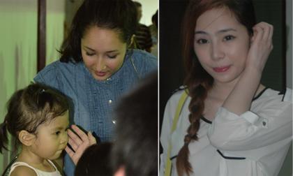 Quỳnh Nga - Anna Trương đón trung thu sớm cùng bệnh nhi Viện huyết học