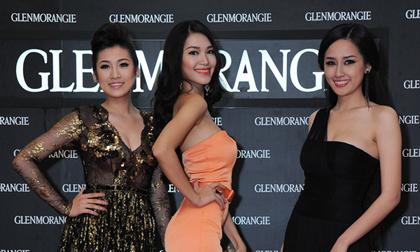 Dàn Hoa hậu, Á hậu "đọ dáng" khoe sắc