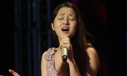 Bảo Anh ra sức tập luyện trong buổi tổng duyệt cho Liveshow 02