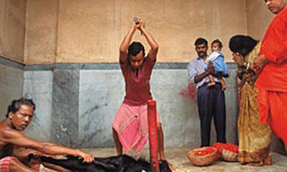 Kinh dị những cuộc tế thần bằng mạng người