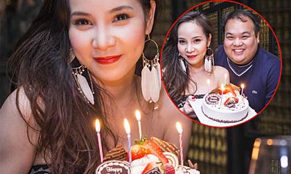 Ngọc Bích  rạng rỡ mừng sinh nhật trên đất Mỹ