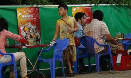 Bóc trần trò "chăn dắt" trẻ ăn xin