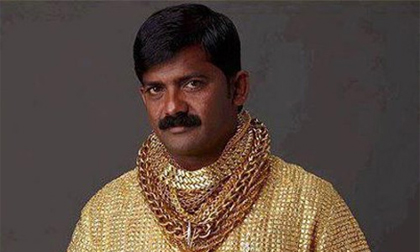 Choáng với áo vàng 3,5 kg của doanh nhân Ấn Độ  