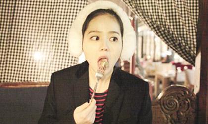 Fans "nức mũi" với ảnh lịch trẻ như gái đôi mươi của Han Ga In