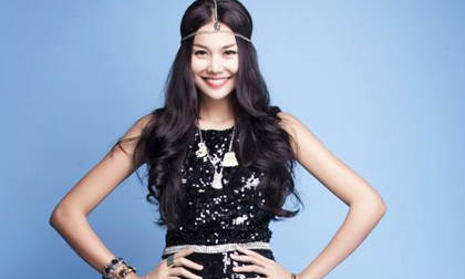 Thanh Hằng khoe style trẻ trung như gái 18