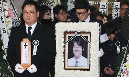 Hàn Quốc: Cứ nửa tiếng lại có người nhảy lầu tự tử