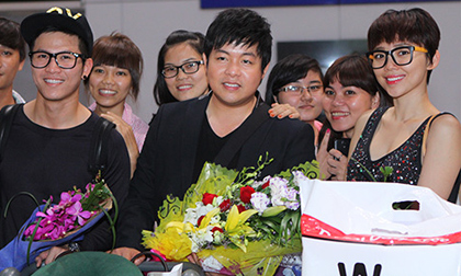 Quang Lê tươi tắn về nước sau tai nạn ở Mỹ