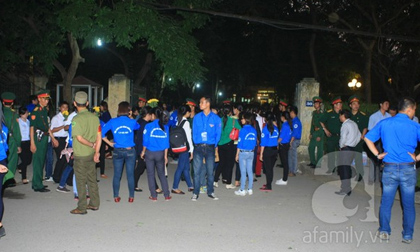 Những phút cuối cùng của buổi viếng Đại tướng tại 30 Hoàng Diệu