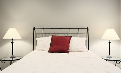 Phong thủy chốn kê giường 'siêu chuẩn'