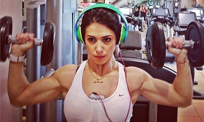 Ngắm siêu mẫu hóa 'thiên thần phòng gym'