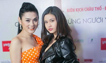 Lâm Chi Khanh "đọ dáng" cùng "gái một con" Trương Quỳnh Anh