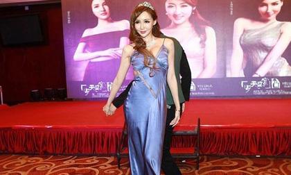 Nữ ca sỹ tái xuất sexy sau scandal MV nhạy cảm