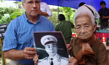 Chuyện chắt vua Minh Mạng may gối tặng Đại tướng
