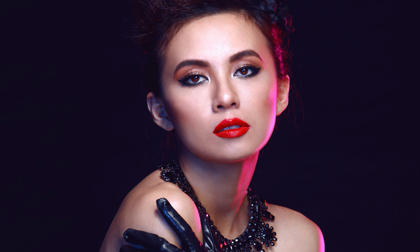 "Bạn gái cũ" của Đan Trường làm MC tại Hàn Quốc