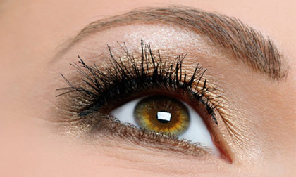 10 mẹo trang điểm để bạn luôn "ăn ảnh"