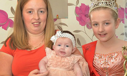 9 tháng tuổi đã đăng quang Hoa hậu