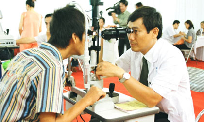 Coi chừng biến chứng, dẫn đến mù loà khi đau mắt đỏ